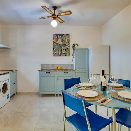 Lunice Apartman Bellcaire d'Empordà