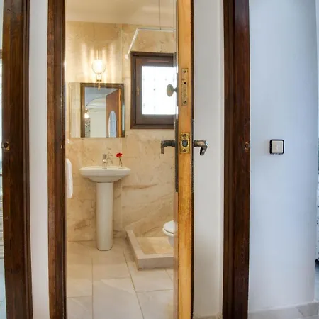 Lunice Apartman *